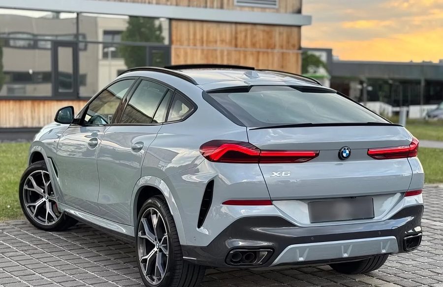 BMW X6 for hire in Hoedspruit